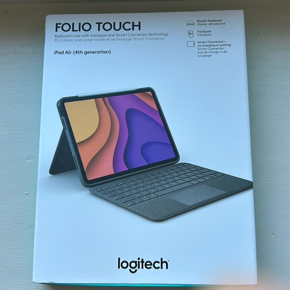 Logitech Folio Touch Keyboard Case with Trackpad for iPad Air (4th generation)